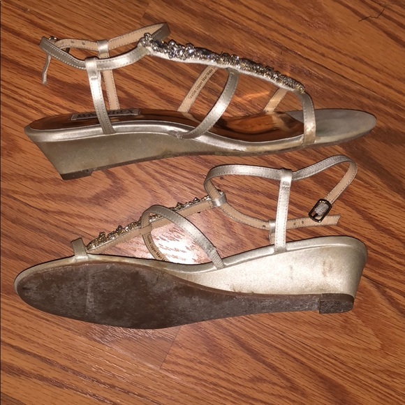Badgley mischka Carley ivory wedding shoes 6.5 - Picture 2 of 5